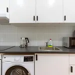 Stylish 2-bedroom In