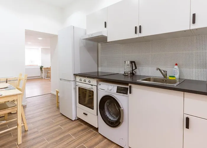Stylish 2-bedroom In Daire Budapeşte
