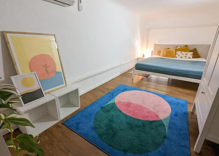 Stylish 2-bedroom In * Budapešť